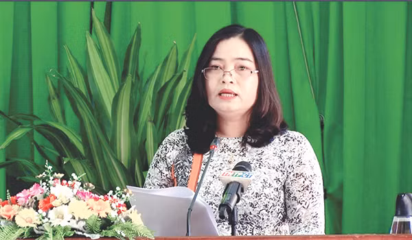 Bà Trần Hồng Thắm - Giám đốc Sở GD&ĐT TP Cần Thơ