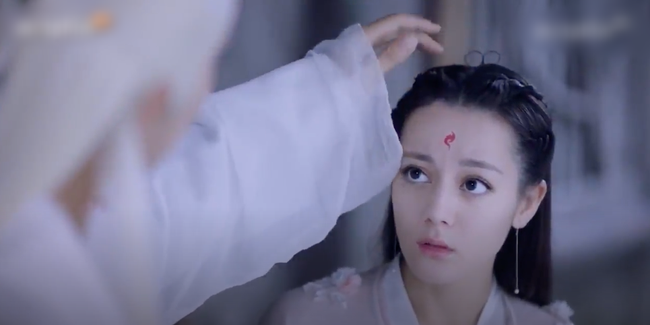 "Tam sinh tam thế Chẩm thượng thư": Vượt cả Dạ Hoa - Triệu Hựu Đình, Cao Vỹ Quang gây sốc vì "mặt dày" - Ảnh 3. "Tam sinh tam thế Chẩm thượng thư": Vượt cả Dạ Hoa - Triệu Hựu Đình, Cao Vỹ Quang gây sốc vì "mặt dày" - Ảnh 3.