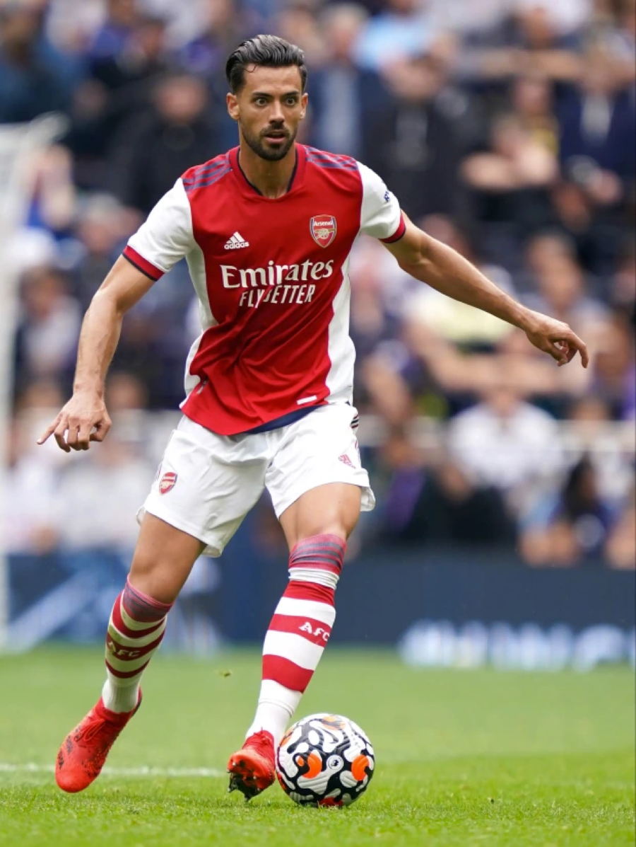Ngôi sao thuộc biên chế Arsenal đã dành phần lớn thời gian năm 2022 ở Ý dưới dạng cho mượn tại Udinese và Monz. Ngôi sao thuộc biên chế Arsenal đã dành phần lớn thời gian năm 2022 ở Ý dưới dạng cho mượn tại Udinese và Monz.
