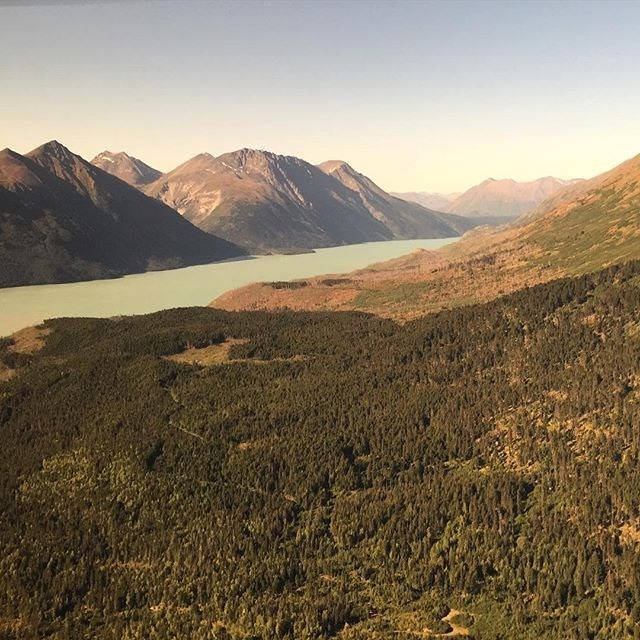 Khung cảnh tuyệt diệu của Alaska từ trực thăng Marine One. Ảnh: Thewhitehouse. Khung cảnh tuyệt diệu của Alaska từ trực thăng Marine One.