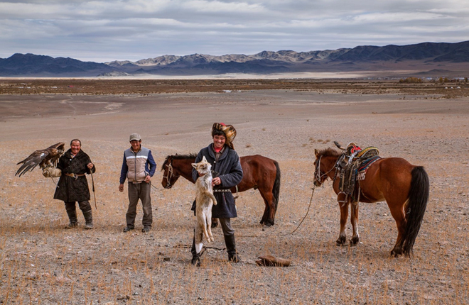 Đi săn cùng đại bàng tại thảo nguyên Mông Cổ