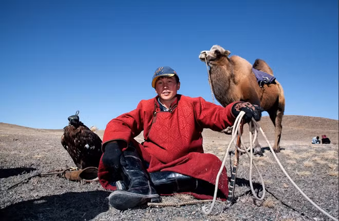 Đi săn cùng đại bàng tại thảo nguyên Mông Cổ