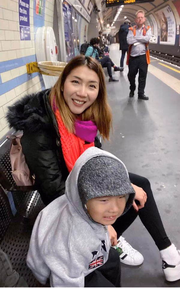 hon 1&nbsp;nam ly hon chong viet kieu, cuoc song me con cuu nguoi mau ngoc quyen gio ra sao? - 3