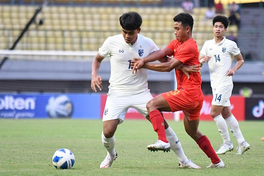 Thái Lan và Indonesia cầm chân nhau ở lượt trận thứ ba giải U19 Đông Nam Á 2022. Thái Lan và Indonesia cầm chân nhau ở lượt trận thứ ba giải U19 Đông Nam Á 2022.