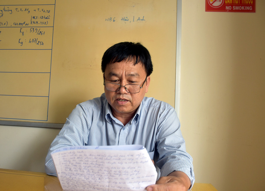 Ông Nguyễn Thành Dũng - Hiệu trưởng Trường THCS Nguyễn Trung Trực, trao đổi với Báo GD&TĐ. Ảnh: C.Chương Ông Nguyễn Thành Dũng - Hiệu trưởng Trường THCS Nguyễn Trung Trực, trao đổi với Báo GD&TĐ. Ảnh: C.Chương