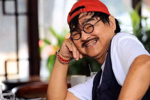 NSND Thế Anh từng được khán giả cả nước nhớ đến như là một “hoàng tử” vừa đẹp trai, vừa tài năng.