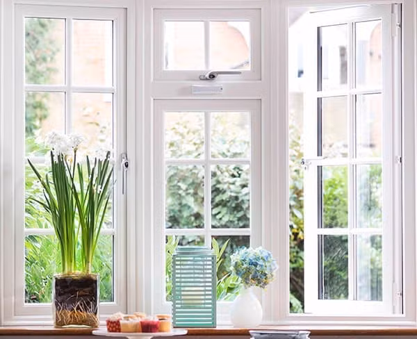 Cửa sổ không được bị che phủ kín