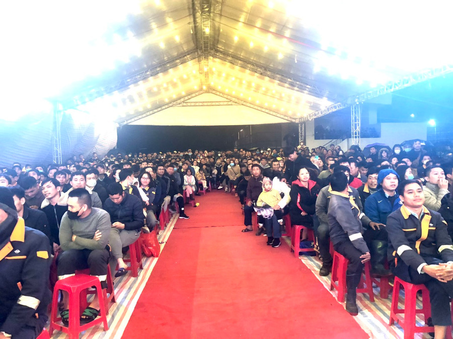 Chương trình thu hút nhiều đoàn viên, người lao động Công ty FHS tham gia. Chương trình thu hút nhiều đoàn viên, người lao động Công ty FHS tham gia.