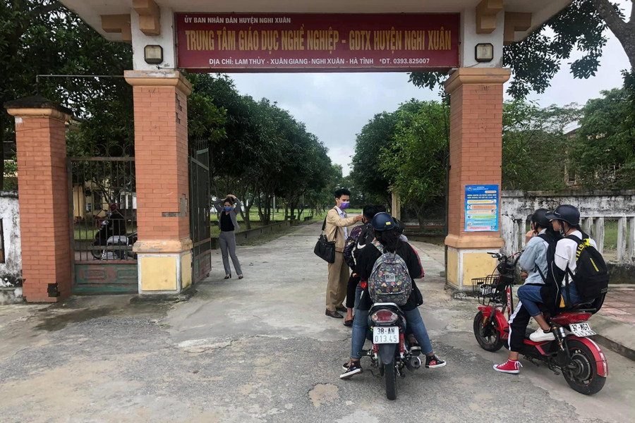 15 giáo viên sẽ được &apos;biệt phái&apos; đến Trung tâm giáo dục nghề nghiệp - giáo dục thường xuyên các huyện: Nghi Xuân, Đức Thọ, Can Lộc, Thạch Hà, Lộc Hà, Cẩm Xuyên.