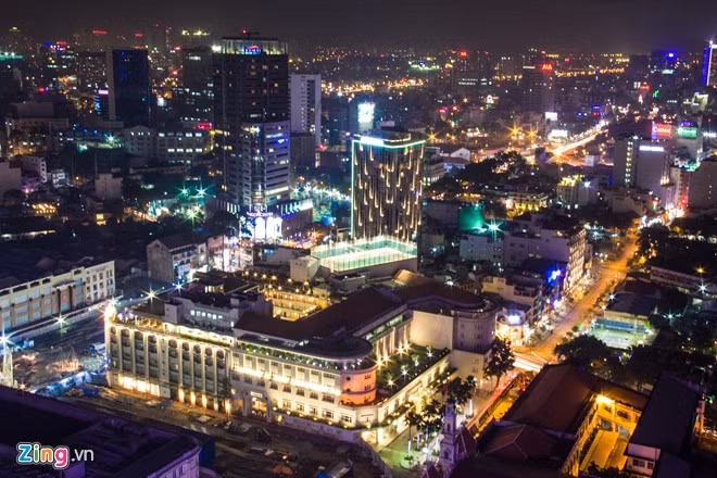 Đêm Sài Gòn đẹp rực rỡ nhìn từ trên cao