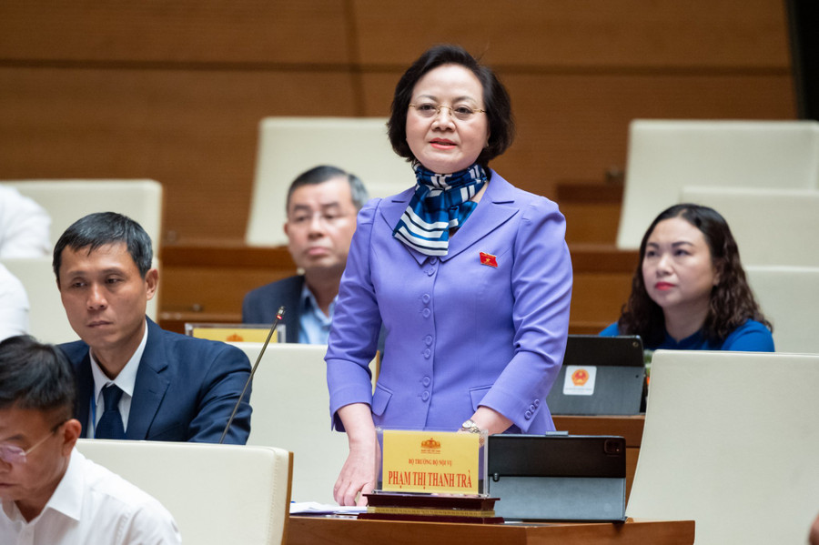 Bộ trưởng Bộ Nội vụ - Phạm Thị Thanh Trà. Bộ trưởng Bộ Nội vụ - Phạm Thị Thanh Trà.