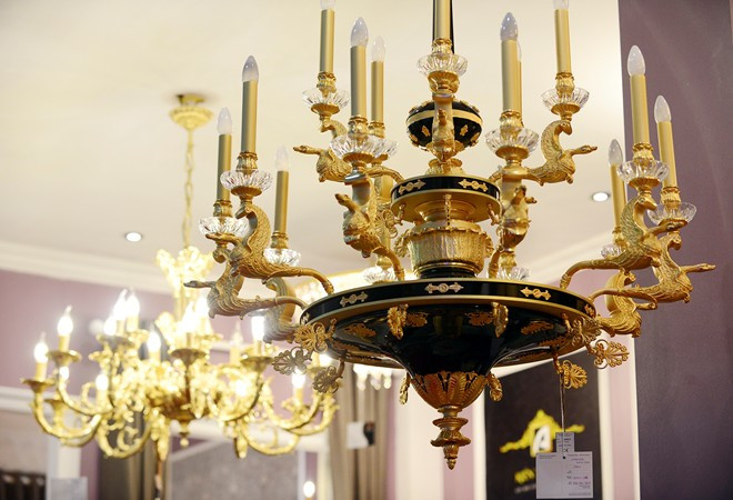  Gần 900 triệu đồng. 