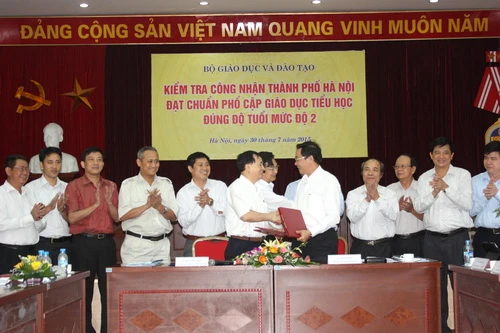 Hà Nội đạt chuẩn Phổ cập Giáo dục Tiểu học đúng độ tuổi mức độ 2