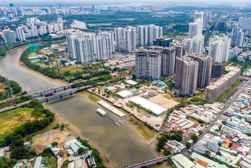 TP.HCM hiện có 18 dự án phải tạm ngừng cấp sổ hồng. (Ảnh minh họa)