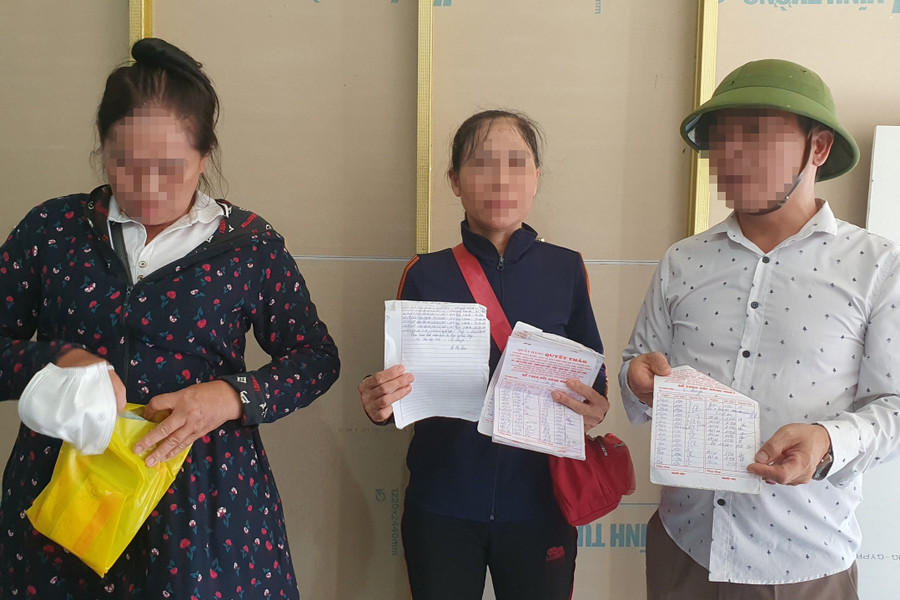 Trước màn kịch hoàn hảo của Thảo, hàng trăm người đã bị cô ta "lùa" vào tròng. (Ảnh: Tiến Hiệp). Trước màn kịch hoàn hảo của Thảo, hàng trăm người đã bị cô ta "lùa" vào tròng. (Ảnh: Tiến Hiệp).