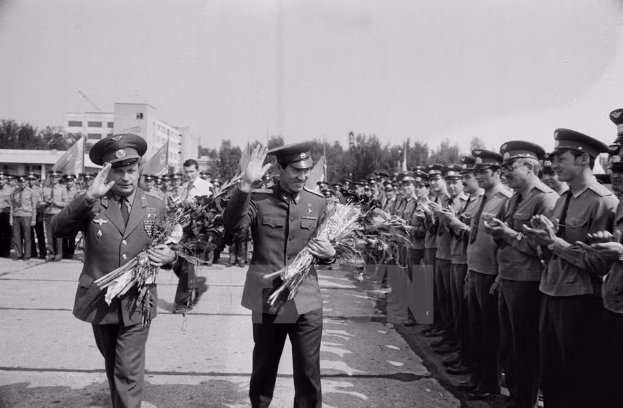 35 năm ngày anh hùng Phạm Tuân bay vào vũ trụ ảnh 5