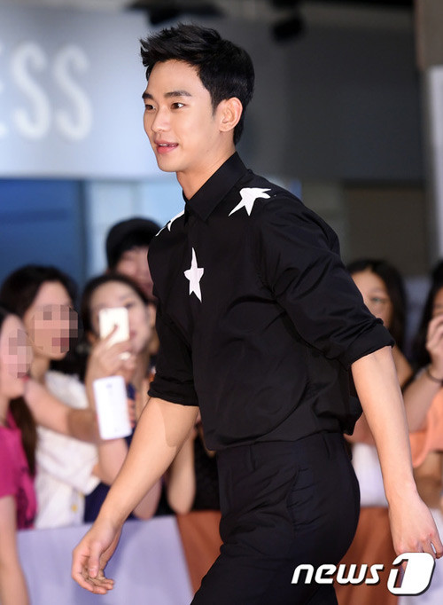 Cặp đôi Kim Soo Hyun và Jeon Ji Hyun tái ngộ ảnh 3 Cặp đôi Kim Soo Hyun và Jeon Ji Hyun tái ngộ - 3