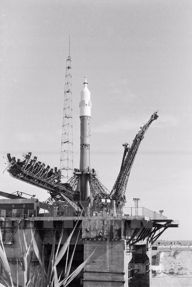 35 năm ngày anh hùng Phạm Tuân bay vào vũ trụ ảnh 4