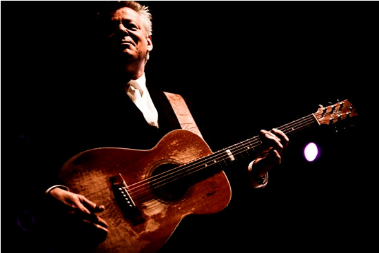 Thưởng thức đêm nhạc của huyền thoại sống làng guitar thế giới ảnh 3