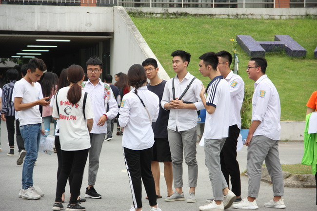 Thí sinh có tâm trạng thoải mái trước kỳ thi