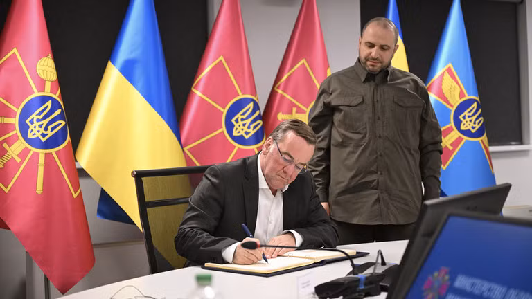 Bộ trưởng Quốc phòng Đức Boris Pistorius 