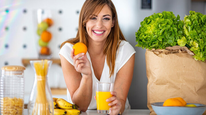 Nước cam có hàm lượng chất xơ cao giúp kích thích nhu động ruột.