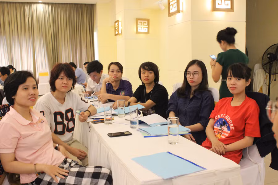 Các đại biểu tham gia hội thảo