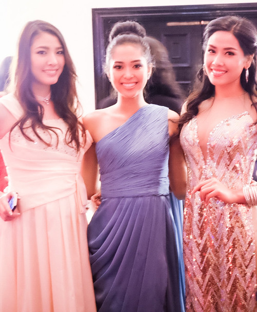 Nguyễn Thị Loan xinh đẹp nổi bật tại Miss World 2014