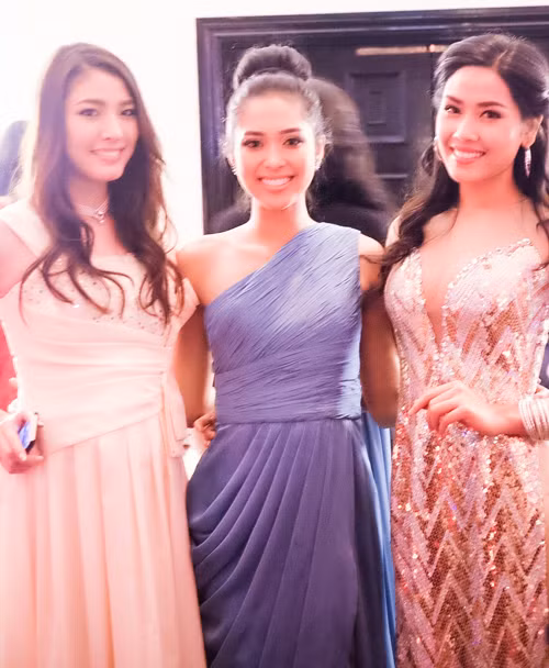 Nguyễn Thị Loan xinh đẹp nổi bật tại Miss World 2014