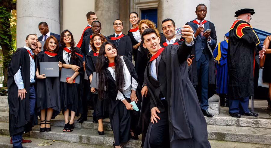 Scotland muốn giữ chân sinh viên quốc tế sau khi họ tốt nghiệp.