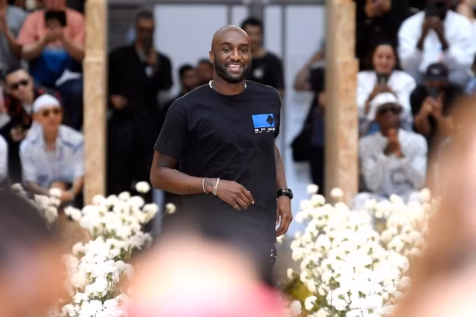 Virgil Abloh tại show Off-White Xuân hè 2020. Ảnh: WWD.