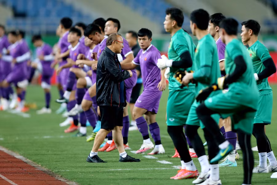 Việt Nam có buổi tập duy nhất làm quen sân Mỹ Đình tối 9/11.