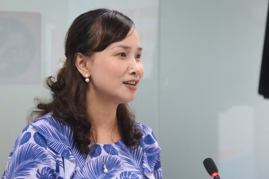 Bà Đặng Thị Quỳnh Diệp - Giám đốc Sở GD&amp;ĐT mong Bộ GD&amp;ĐT có giải pháp tháo gỡ trong việc thực hiện Nghị định 116/NĐ-CP về chính sách hỗ trợ tiền đóng học phí, chi phí sinh hoạt đối với sinh viên sư phạm.