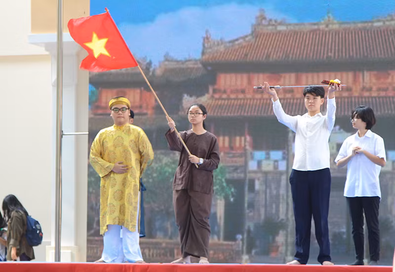 Học sinh hóa thân vào nhân vật lịch sử