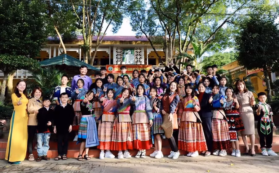 Các nhà trường đang nỗ lực đảm bảo điều kiện tốt nhất cho học sinh DTTS. Ảnh:NTCC