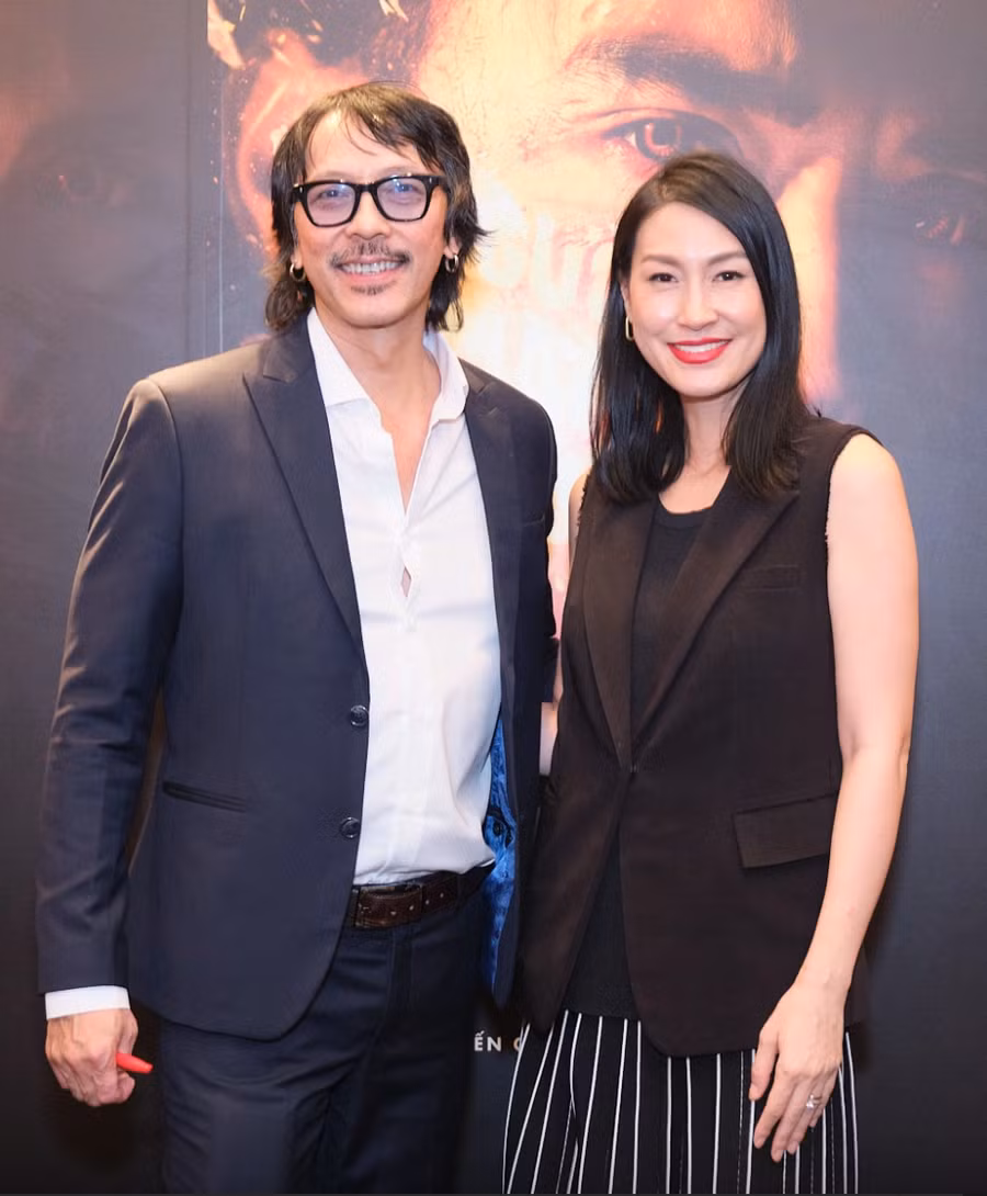 Đạo diễn Timothy Linh Bùi và đạo diễn Kathy Uyên, người từng làm phim 'Chị chị em em' do anh sản xuất.