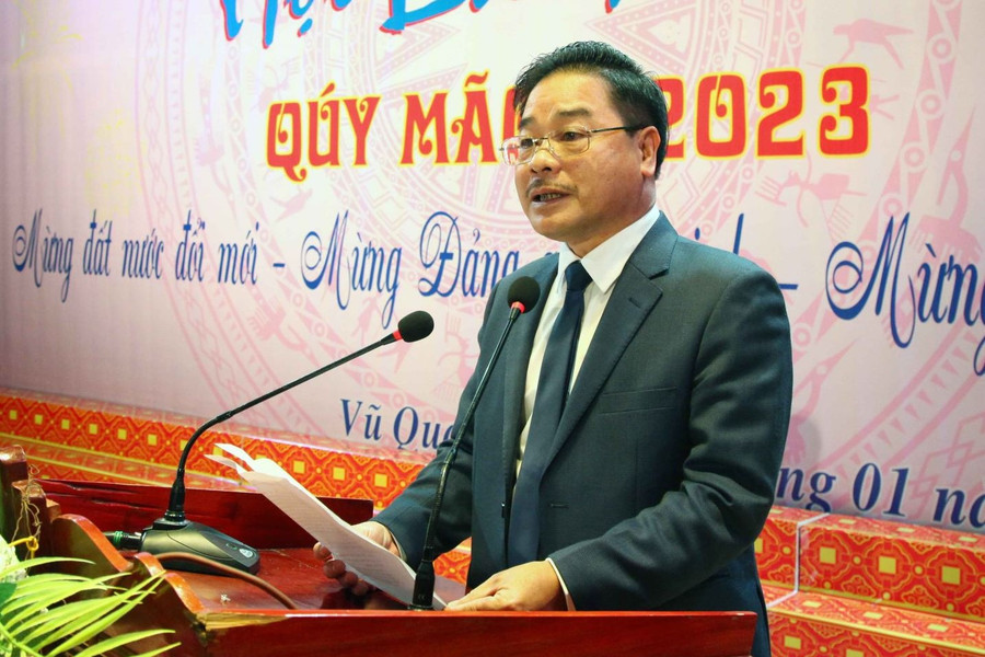 Phát biểu khai mạc Hội báo Xuân, ông Nguyễn Xuân Hải - Phó Trưởng ban Tuyên giáo Tỉnh ủy, Chủ tịch Hội Nhà báo tỉnh cho biết, đây là nơi giao lưu gặp gỡ của những người làm báo với đông đảo bạn đọc.