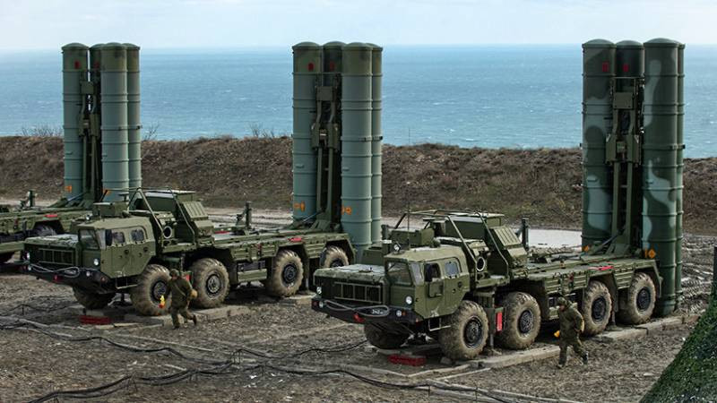 Hệ thống phòng không S-400 của Nga