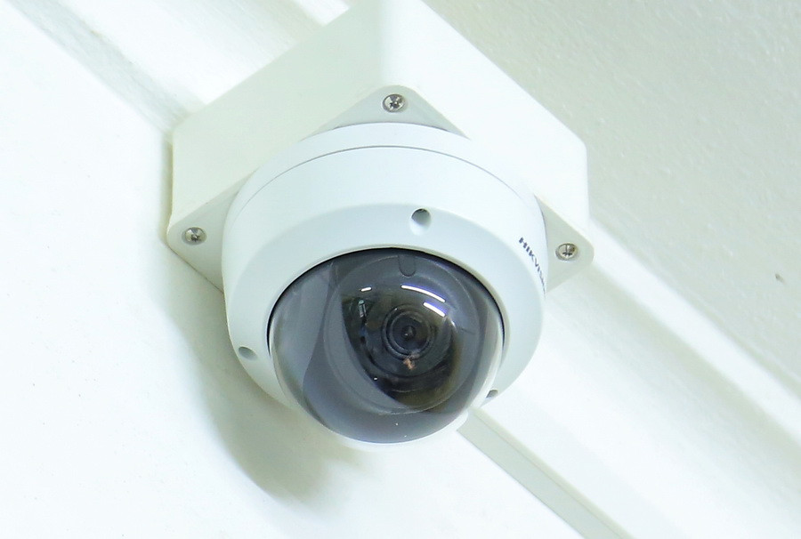 Camera giám sát là hạng mục bắt buộc phải trang bị để ghi hình trong phòng bảo quản đề thi, bài thi tại điểm thi năm nay. Camera giám sát là hạng mục bắt buộc phải trang bị để ghi hình trong phòng bảo quản đề thi, bài thi tại điểm thi năm nay.