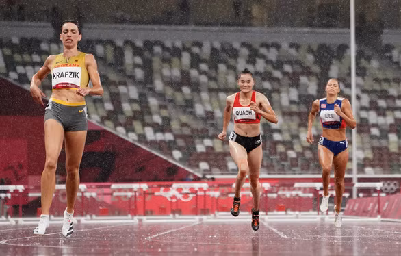 Quách Thị Lan (giữa) khép lại kỳ Olympic không thành công của thể thao Việt Nam.