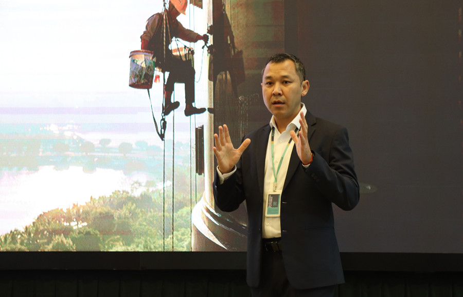 Ông Bolat Duisenov - Chủ tịch hội HĐQT Coteccons cho rằng công nhân là lực lượng quan trọng trong việc đảm bảo các công trình xây dựng (Ảnh: Quỳnh Anh)