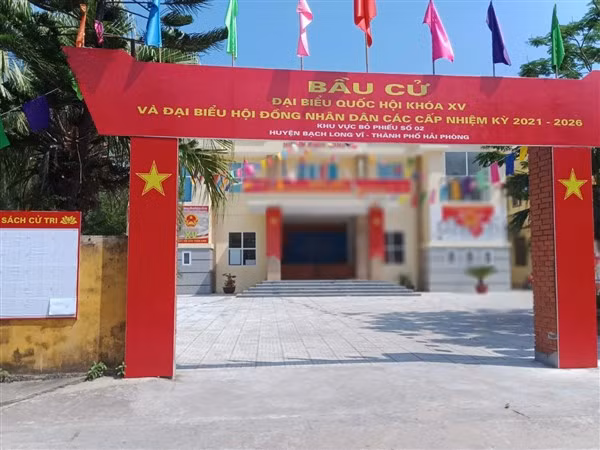 Khu vực bầu cử sạch đẹp.