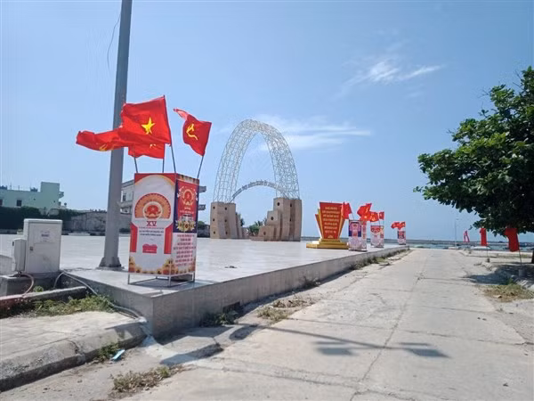 Đường dẫn vào đảo Bạch Long Vĩ .