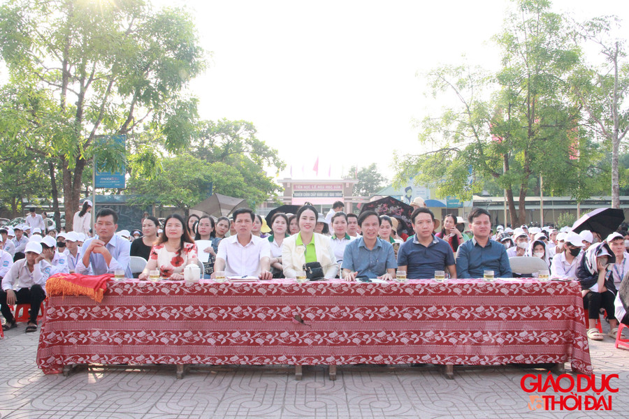 Các đại biểu tham dự buổi Lễ.