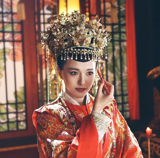 Nhan sắc dàn tiểu hoa đán Trung Quốc hóa tân nương cổ trang: Người đẹp tựa thiên tiên, người thảm họa gây cười - Ảnh 3 Nhan sắc dàn tiểu hoa đán Trung Quốc hóa tân nương cổ trang: Người đẹp tựa thiên tiên, người thảm họa gây cười - Ảnh 3
