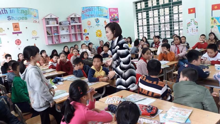 Cô giáo Hà Kim Phượng - Trường Tiểu học Bắc Lệnh (Lào Cai) 