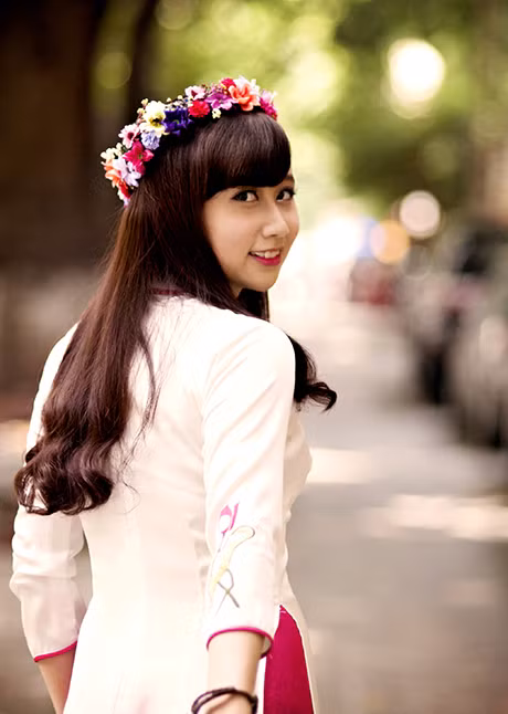 Duyên ngày đăng quang ngôi vị Hoa khôi