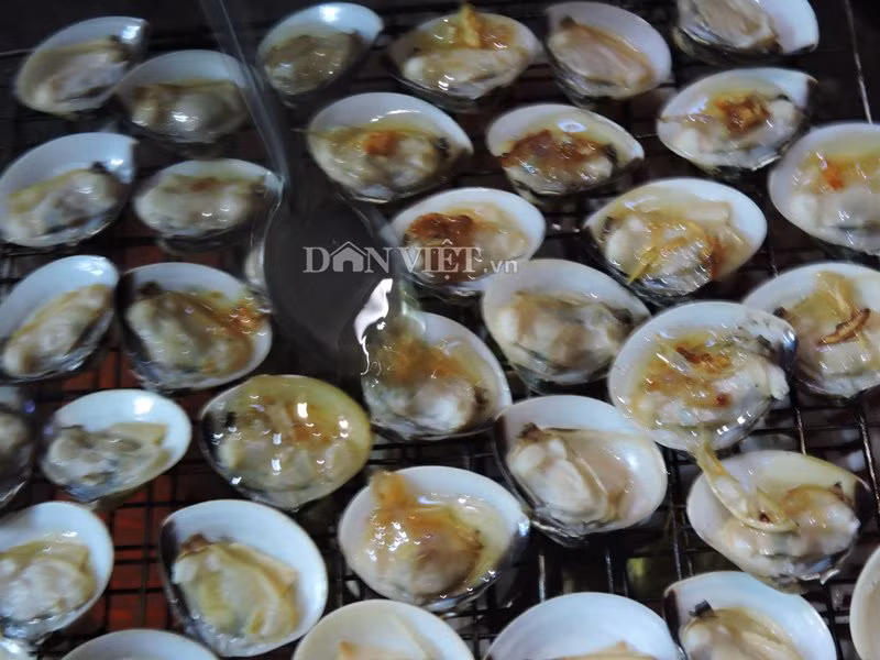 thom nong ngao nuong ngay chom dong hinh anh 3