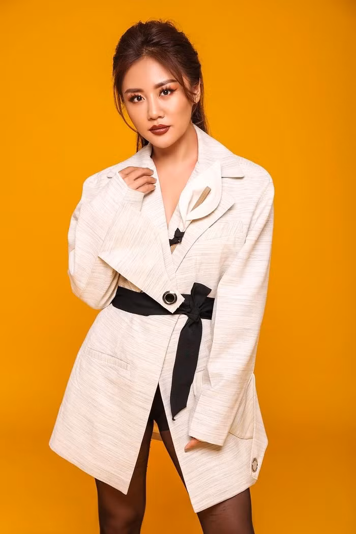 Kẻ xấu đã hack những hình ảnh từ năm 2015 từ camera nhà nữ ca sĩ.