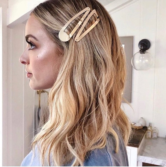 Lướt Instagram là nàng có thể học ngay 6 cách làm điệu mái tóc với kẹp tóc đang “hót hòn họt” đấy